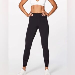 Lululemon In Movement 7/8 Tight *Everlux 25"
Black, size 10